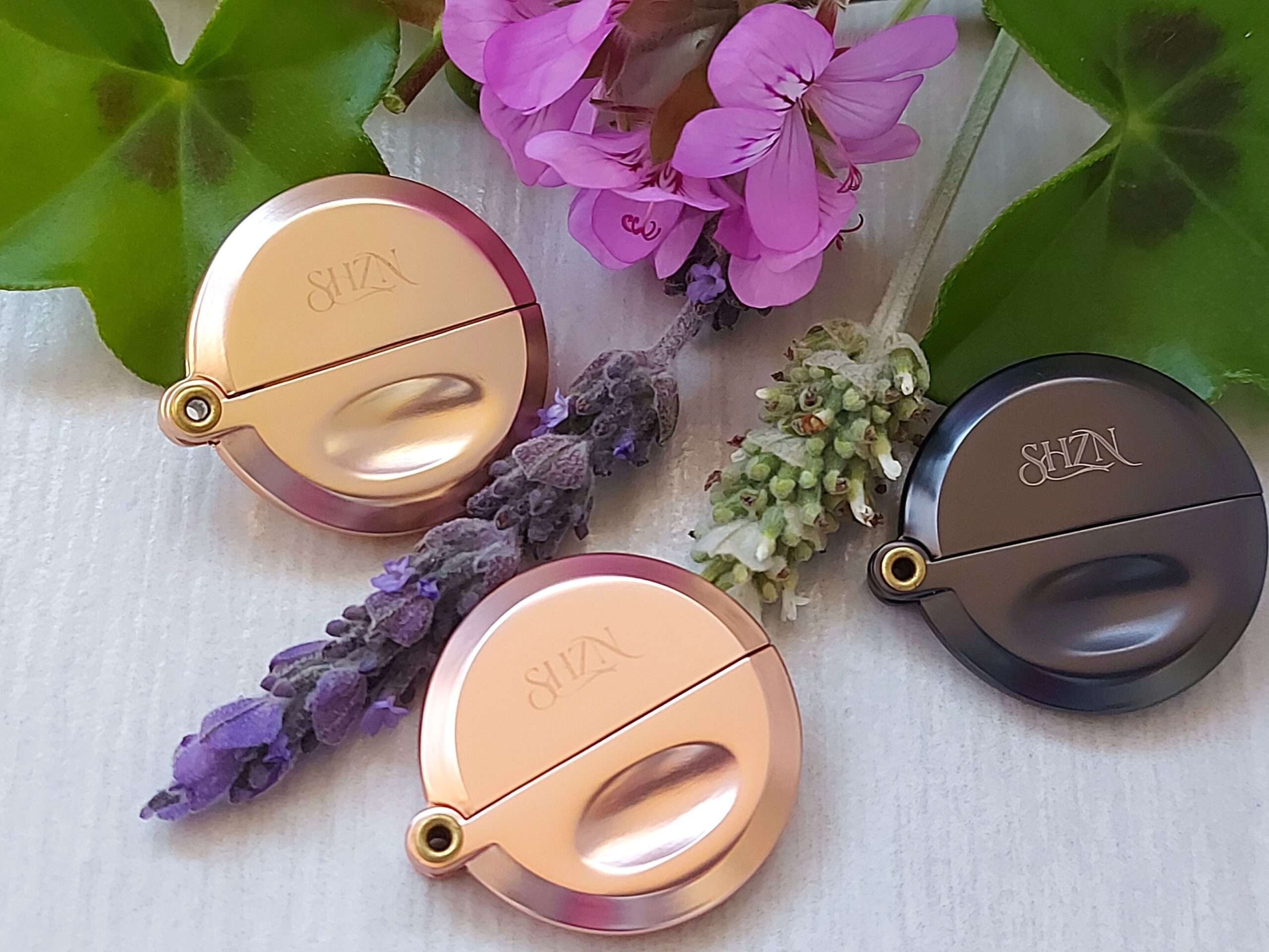 Pluto 08 - SHZN Mini Eyebrow Shaper - Rose Gold - Image 4